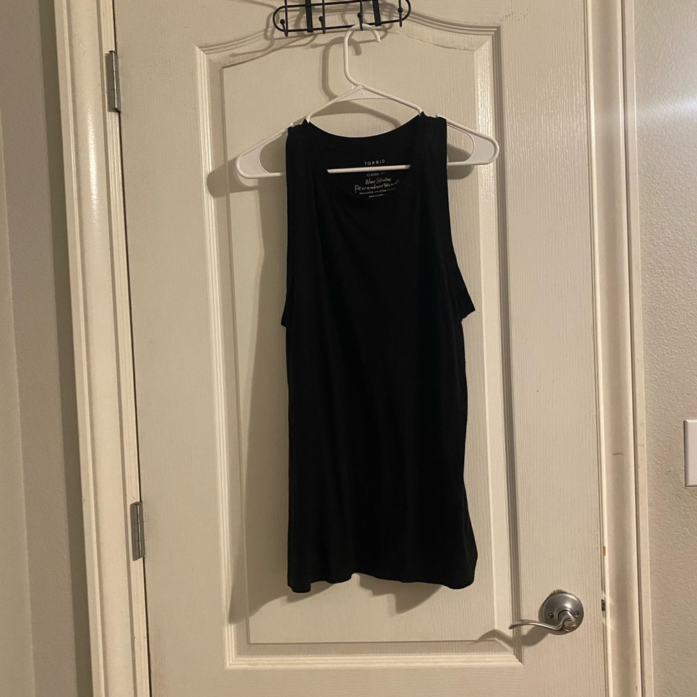 Torrid tank size 1